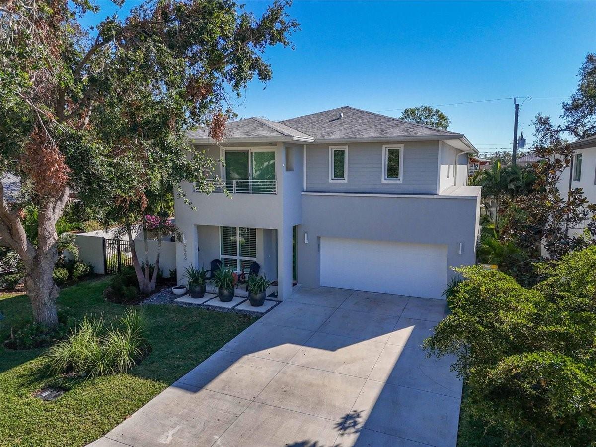 2586 PROSPECT STREET