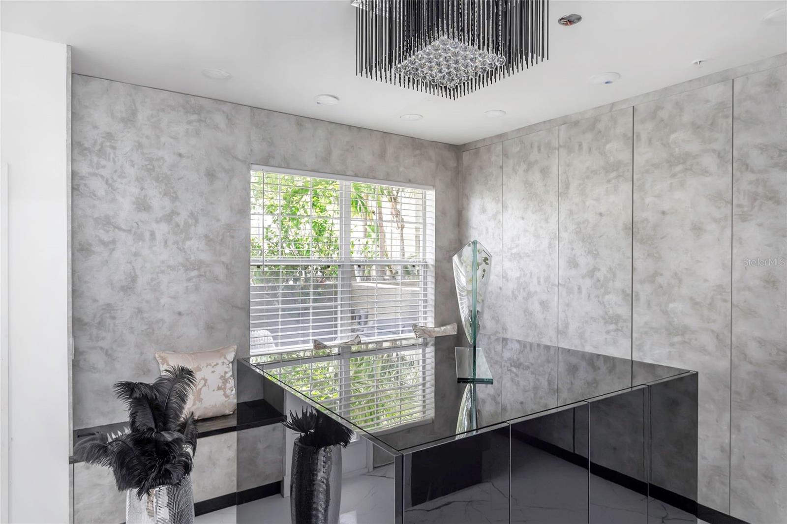 BAYOU GRANDE TOWNHOME COMMUNITY - Residential Lease