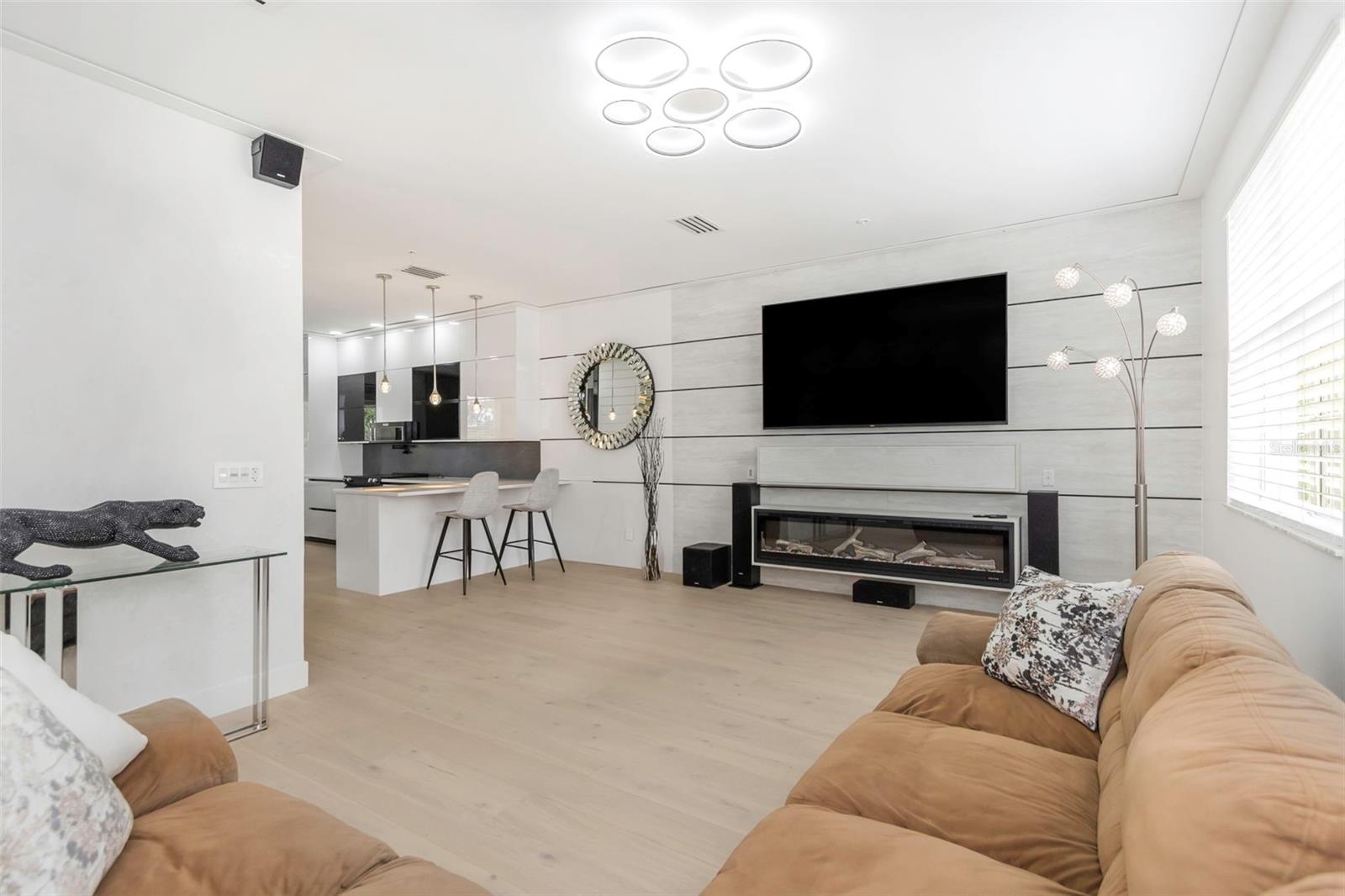 BAYOU GRANDE TOWNHOME COMMUNITY - Residential Lease