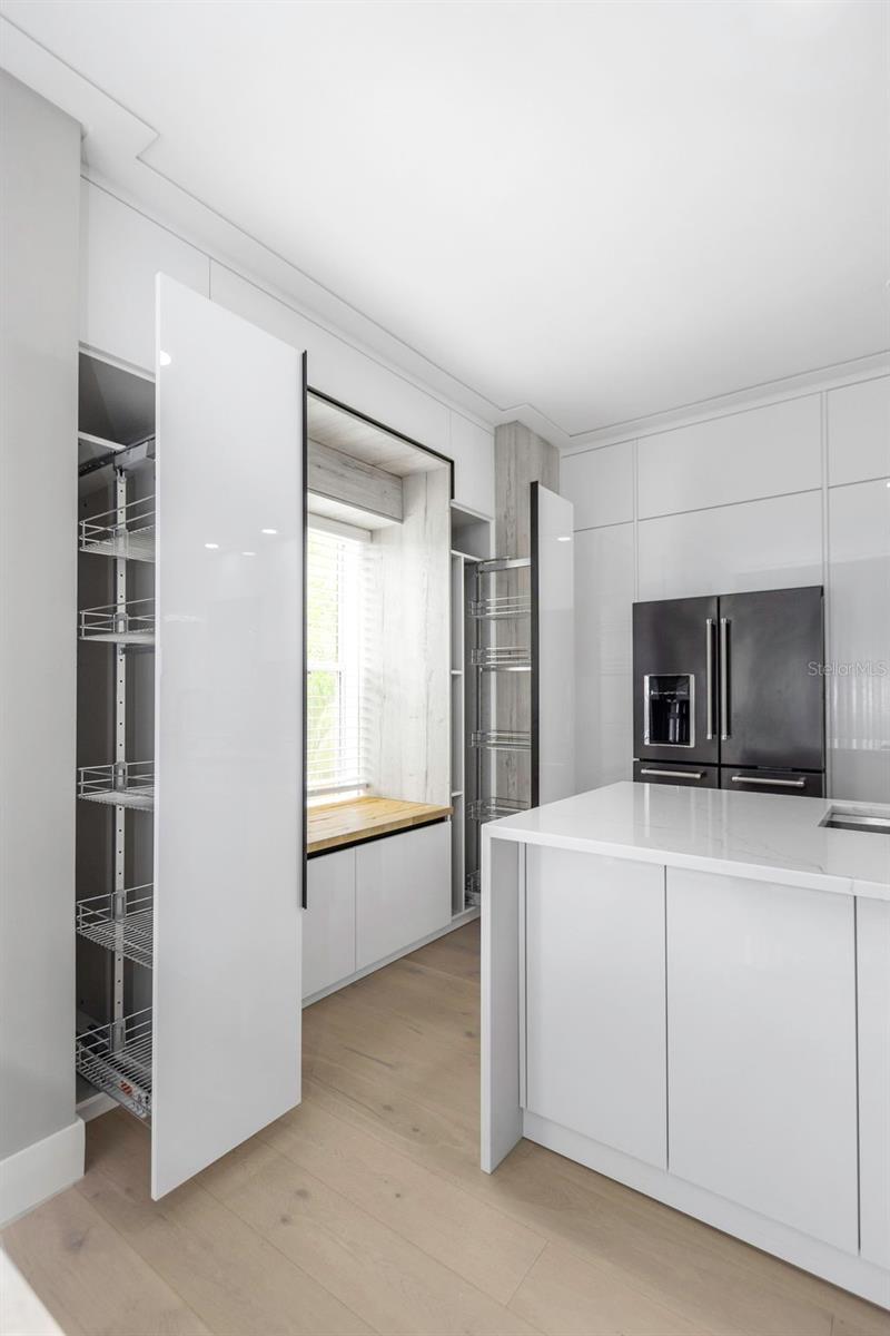 BAYOU GRANDE TOWNHOME COMMUNITY - Residential Lease