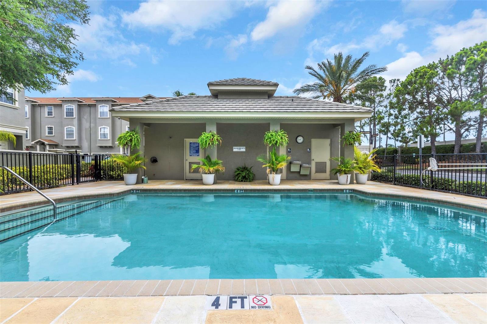 BAYOU GRANDE TOWNHOME COMMUNITY - Residential Lease