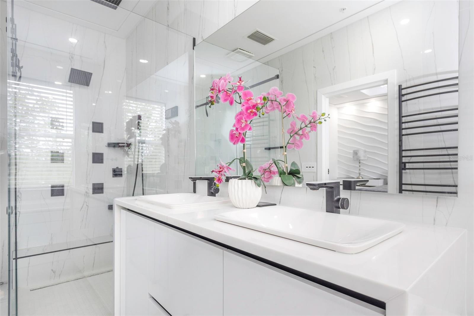 BAYOU GRANDE TOWNHOME COMMUNITY - Residential Lease