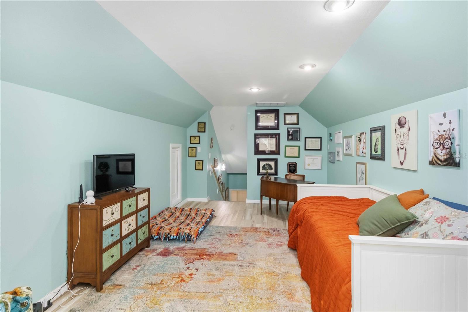 UNPLATTED - Residential