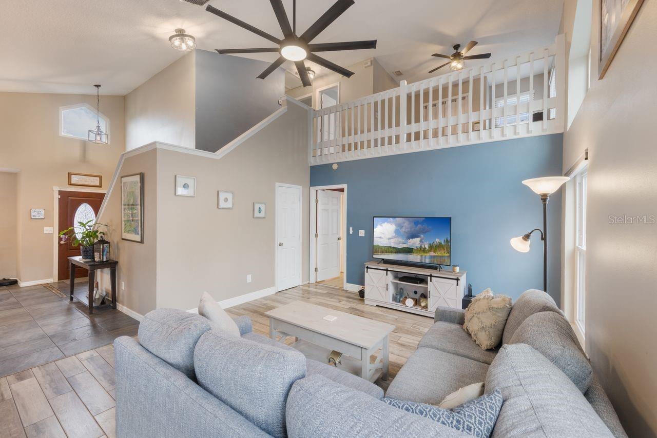 1010 SUGARBERRY TRAIL