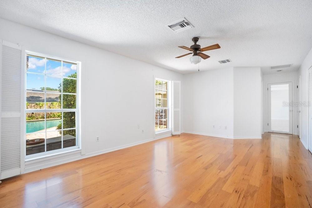 MAITLAND PARK SOUTH - Residential