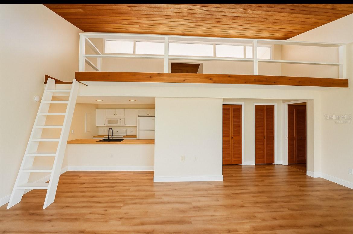 GRENELEFE CAMELOT CONDO - Residential