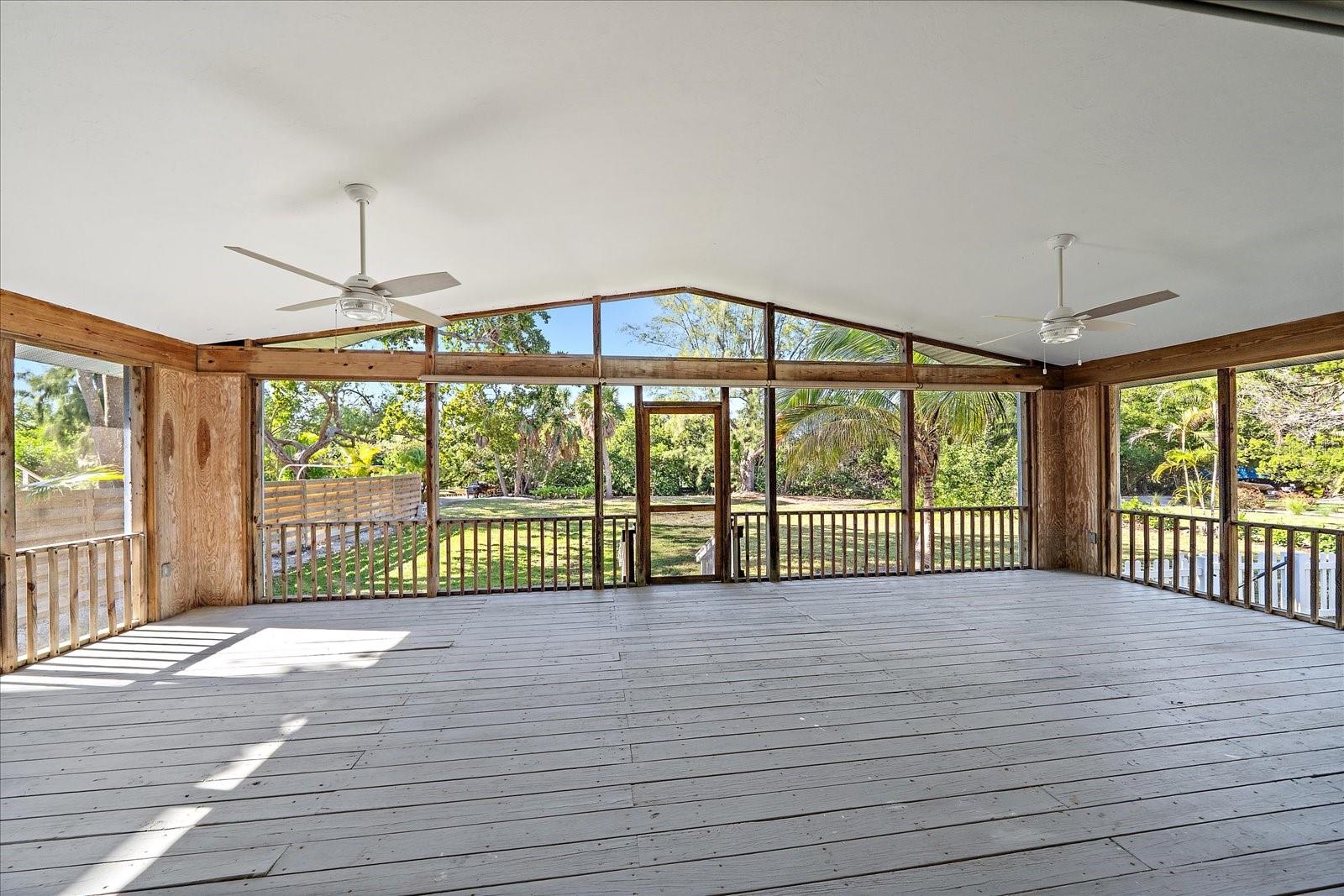 LONGBEACH ON LONGBOAT KEY - Residential