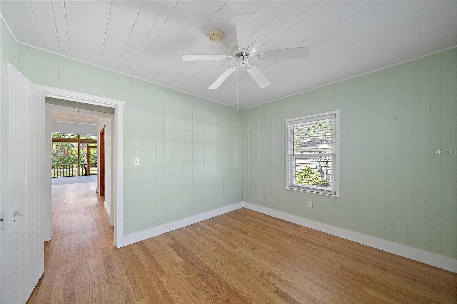 LONGBEACH ON LONGBOAT KEY - Residential