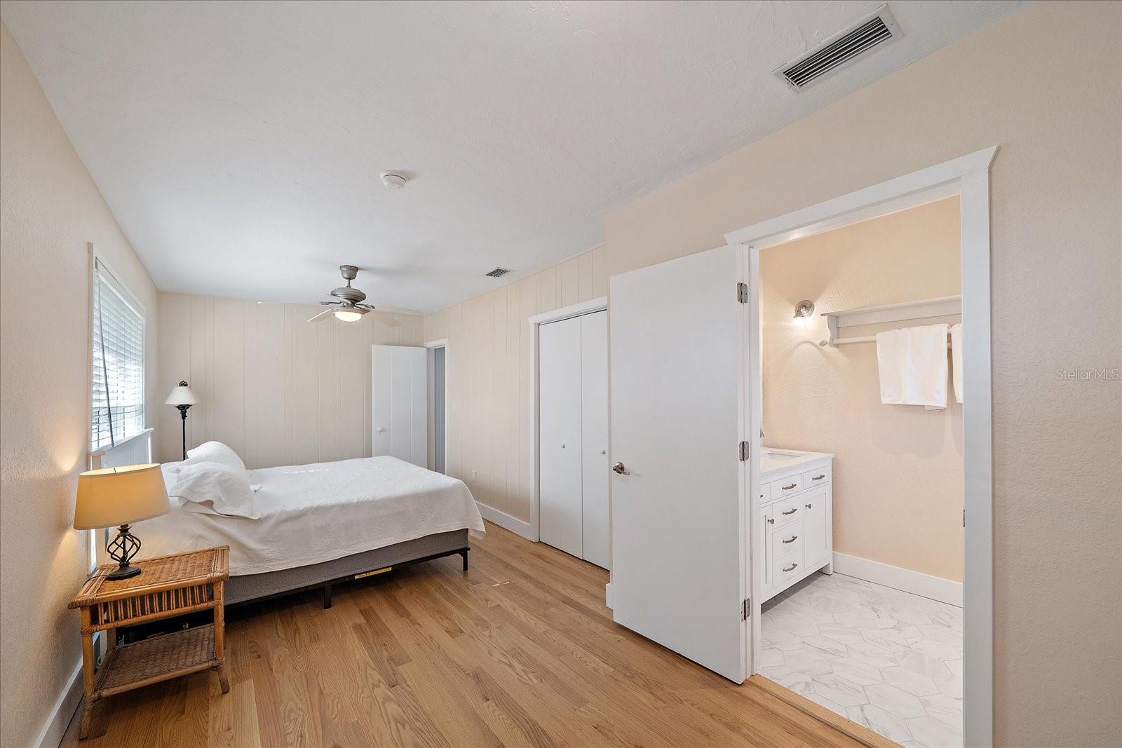 LONGBEACH ON LONGBOAT KEY - Residential