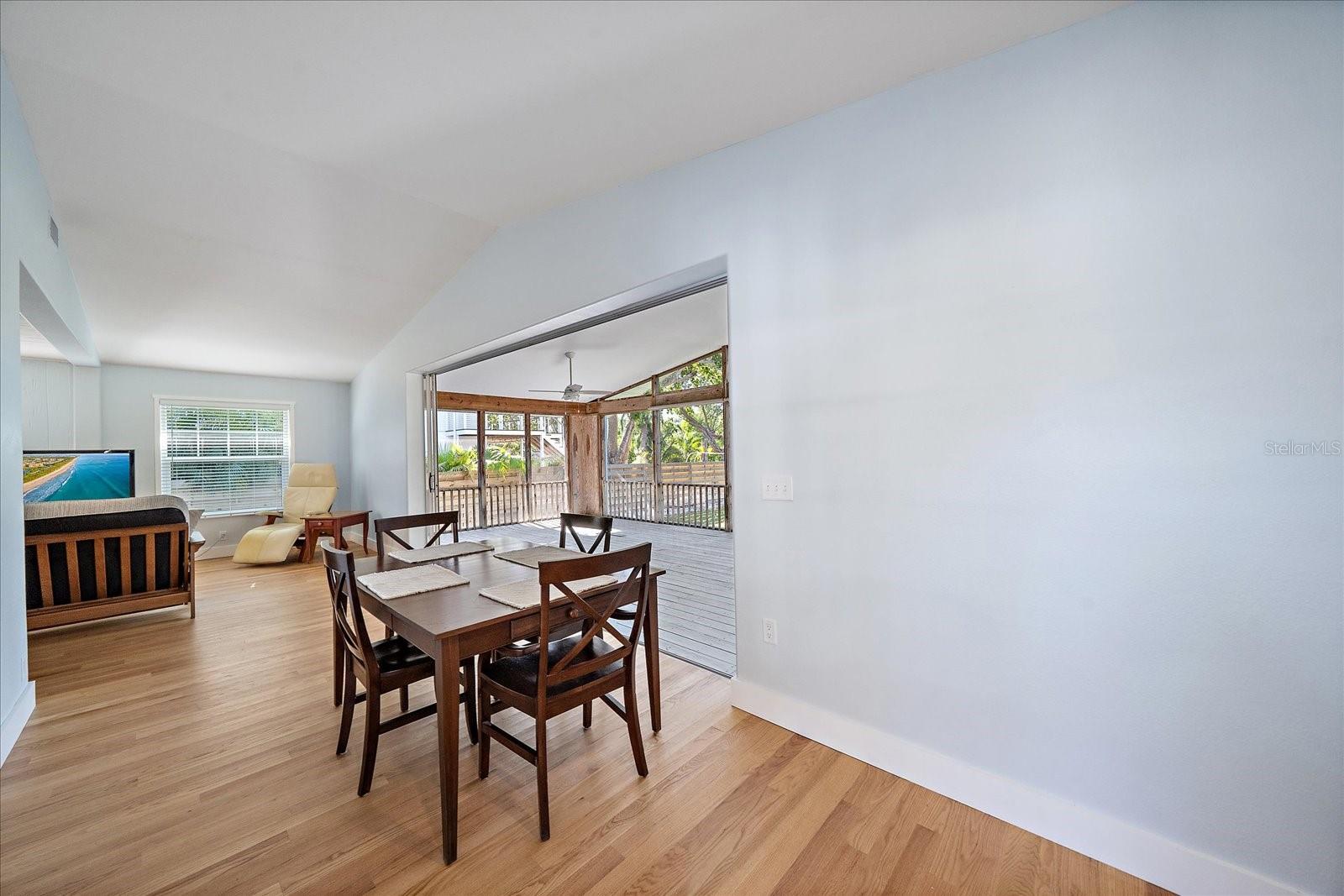 LONGBEACH ON LONGBOAT KEY - Residential