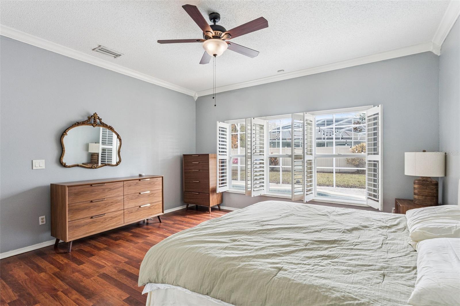 REFLECTIONS - Residential