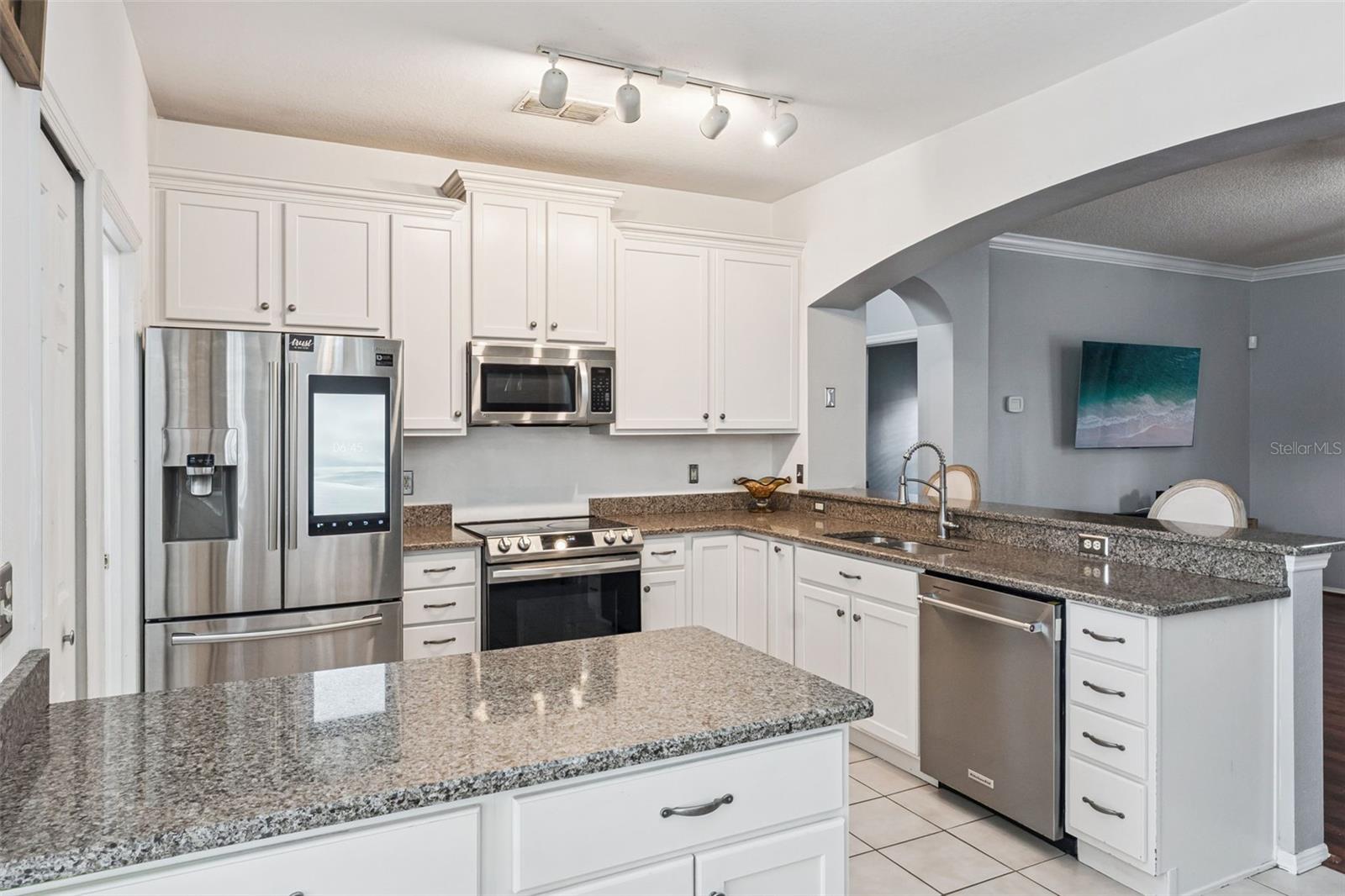 REFLECTIONS - Residential