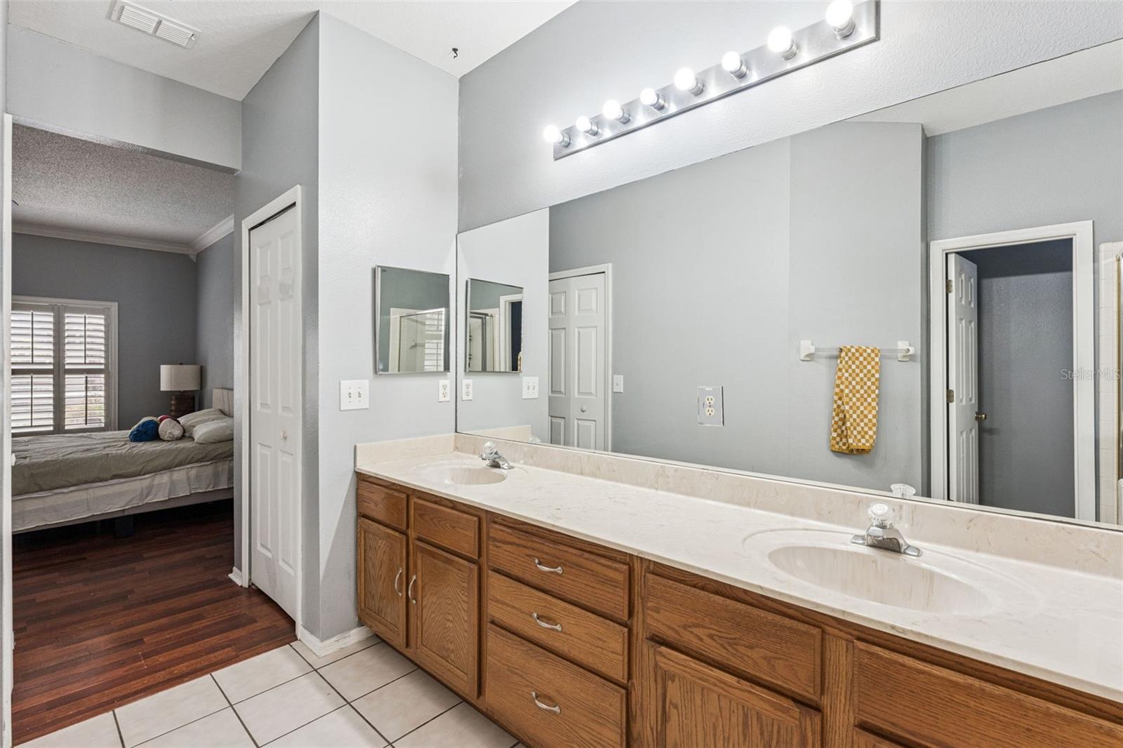 REFLECTIONS - Residential