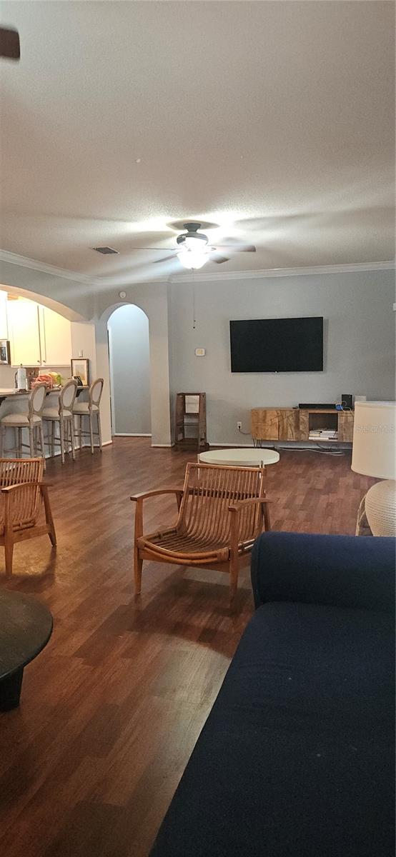 1087 SHIMMERING SAND DRIVE