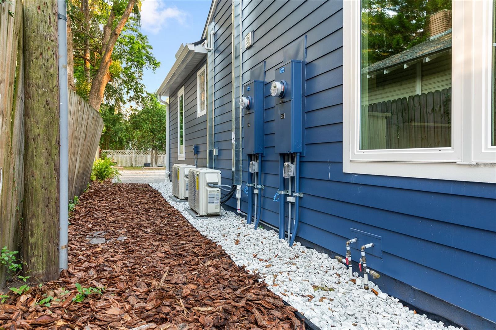 WOODLAWN ADD - Residential Income
