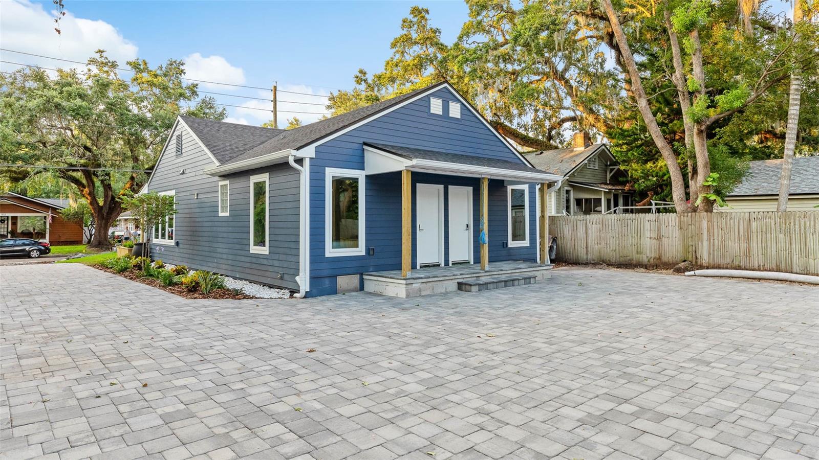 WOODLAWN ADD - Residential Income