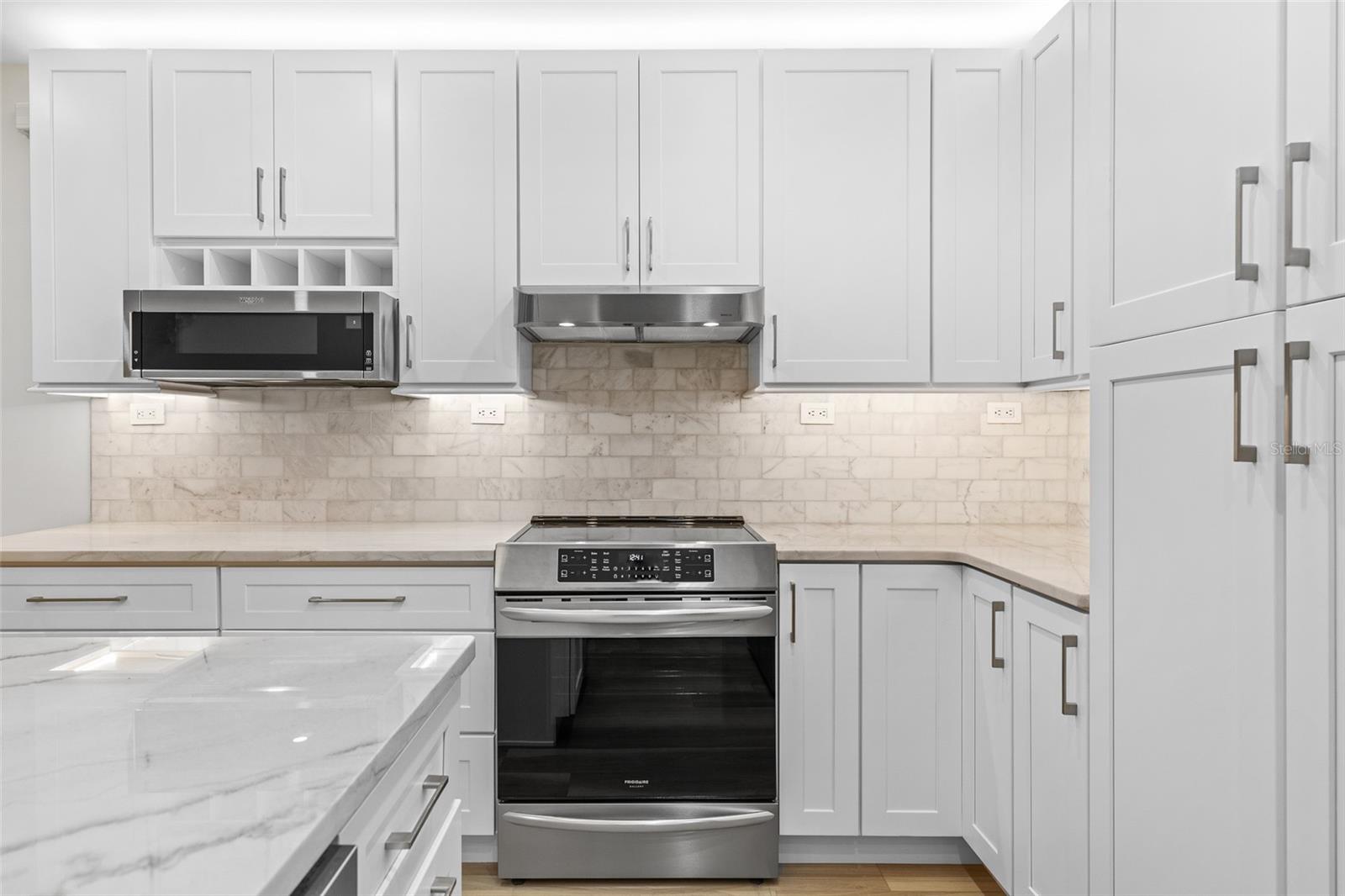 WOODLAWN ADD - Residential Income