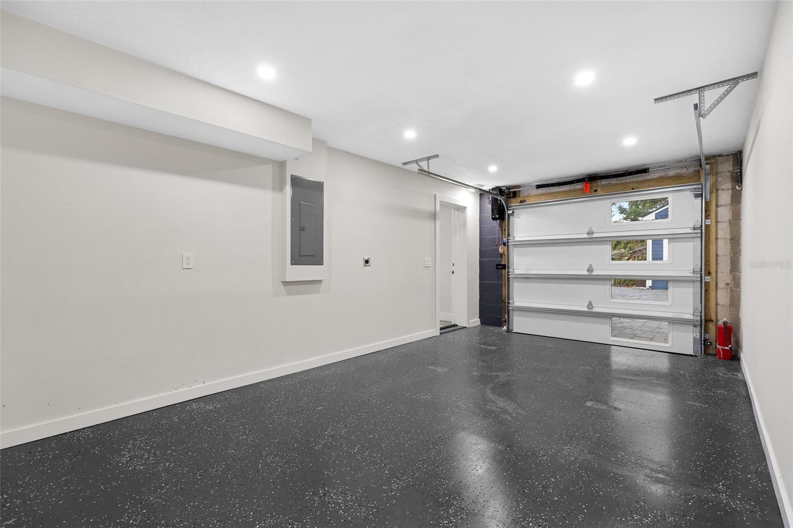 WOODLAWN ADD - Residential Income