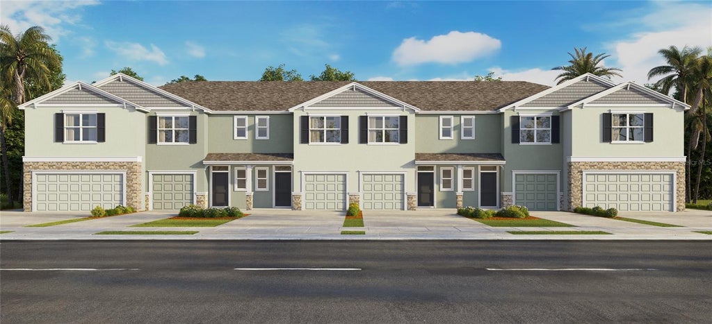 Photo of 3508 Wildwood Cliffs Loop, Plant City, FL 33565 (MLS # TB8562096)