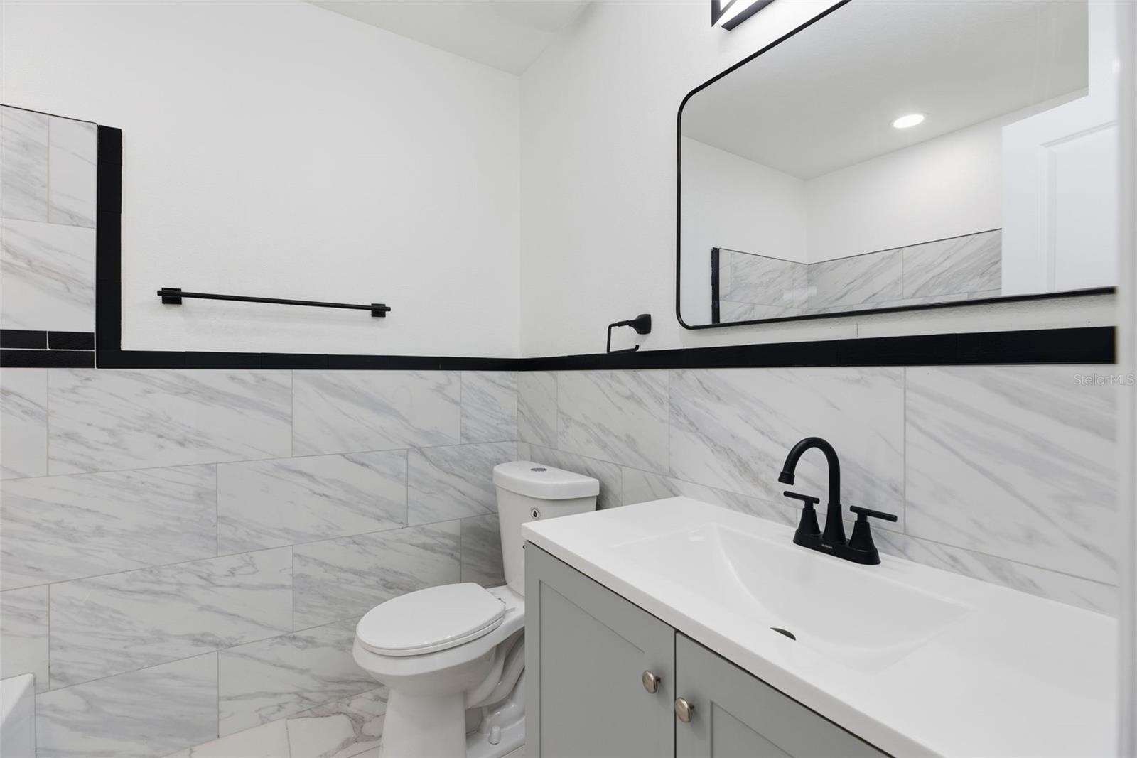 DEL RIO ESTATES UNIT 5 - Residential