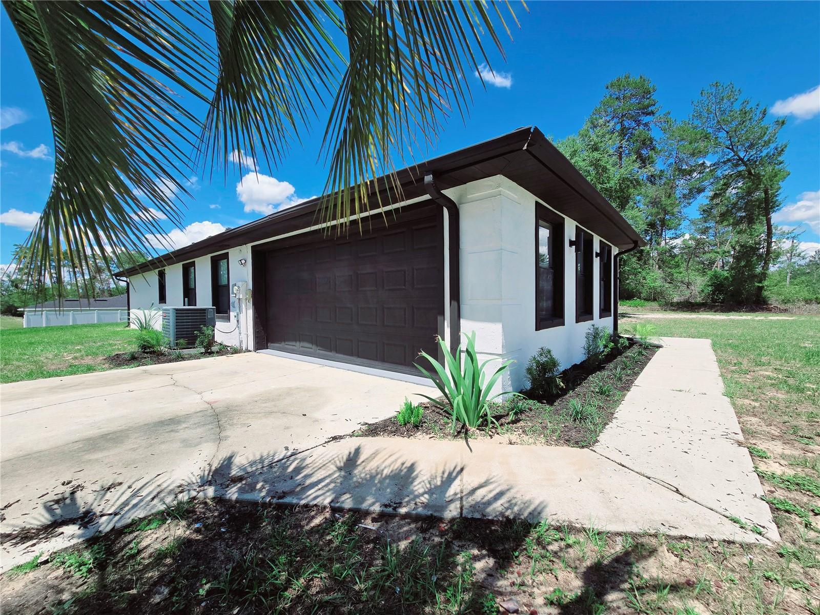 726 MARION OAKS LANE