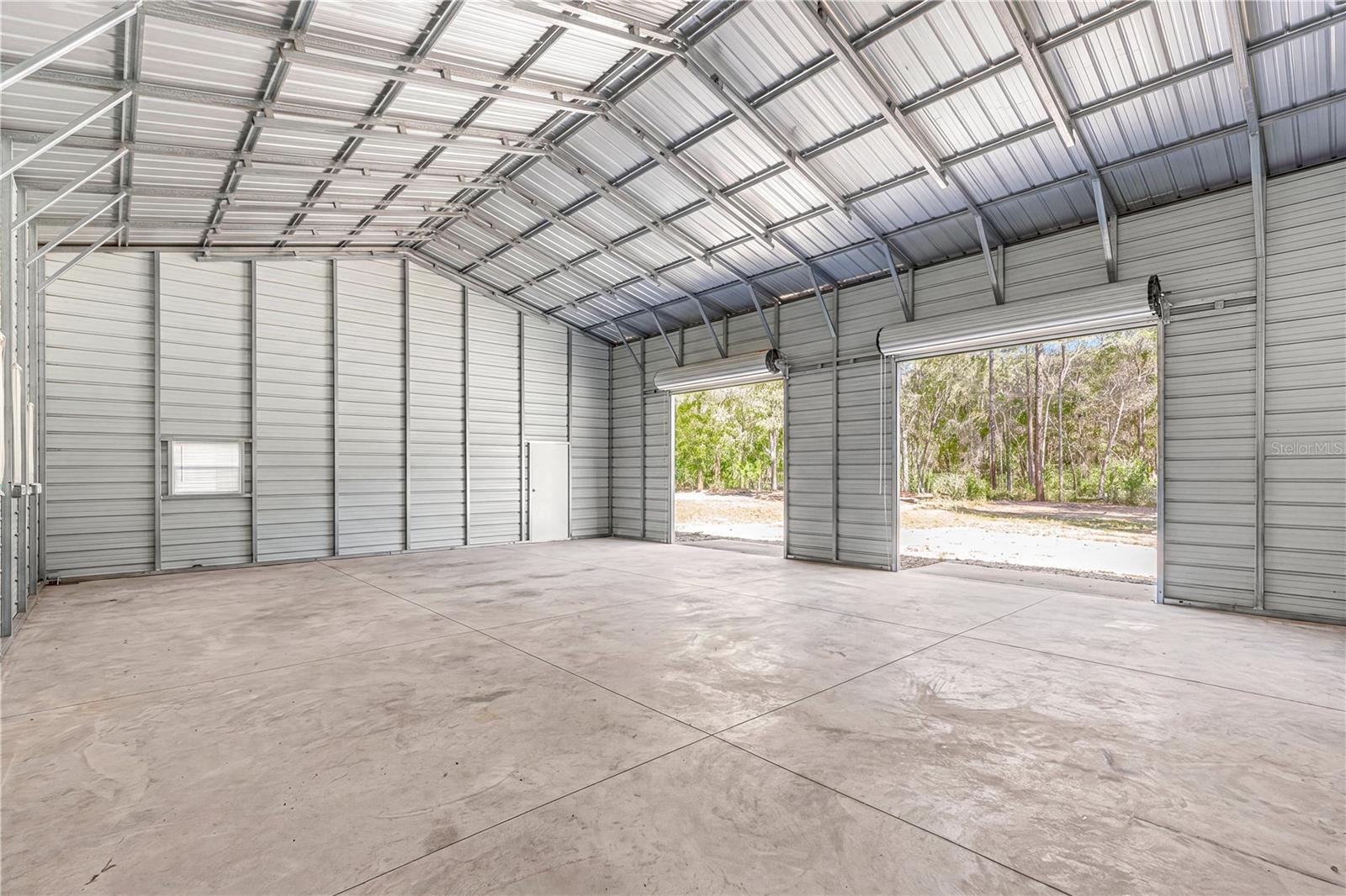 LAKE TROPICANA RANCHETTES - Residential