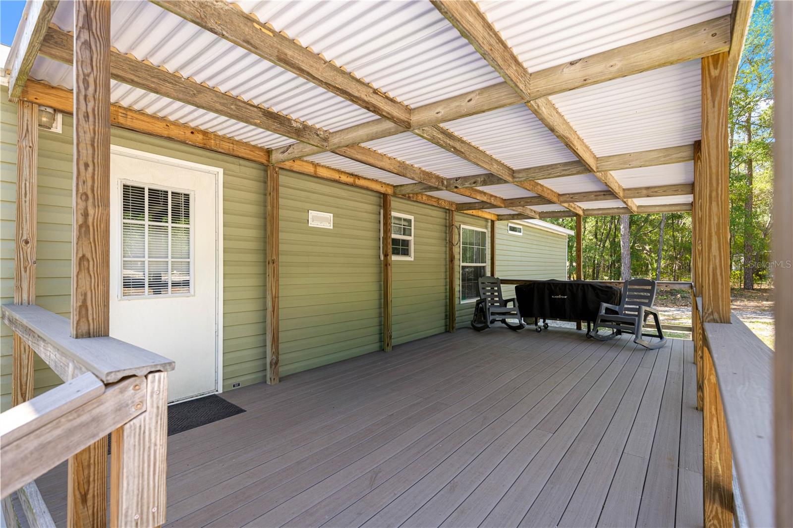 LAKE TROPICANA RANCHETTES - Residential