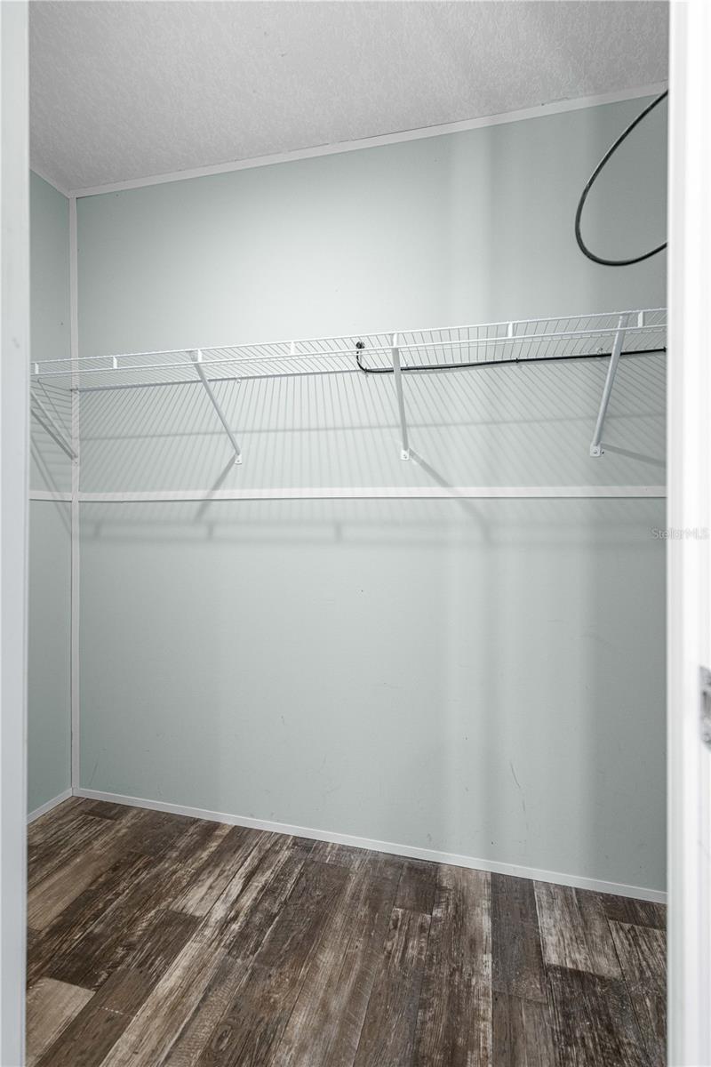 LAKE TROPICANA RANCHETTES - Residential