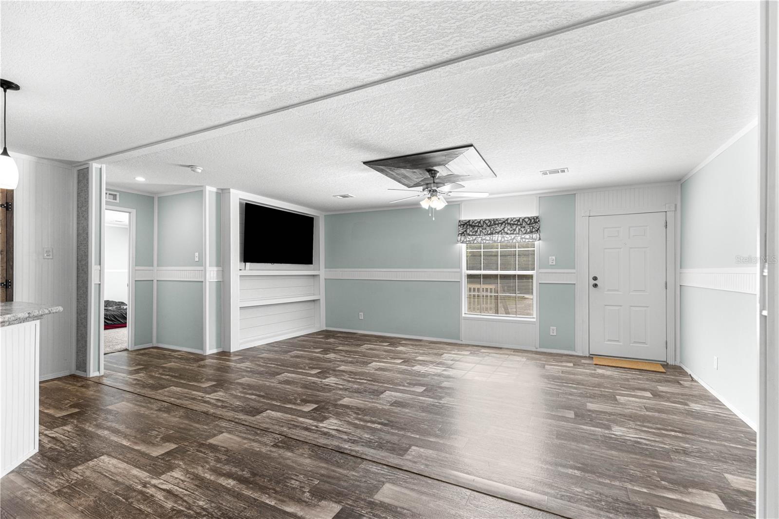 LAKE TROPICANA RANCHETTES - Residential