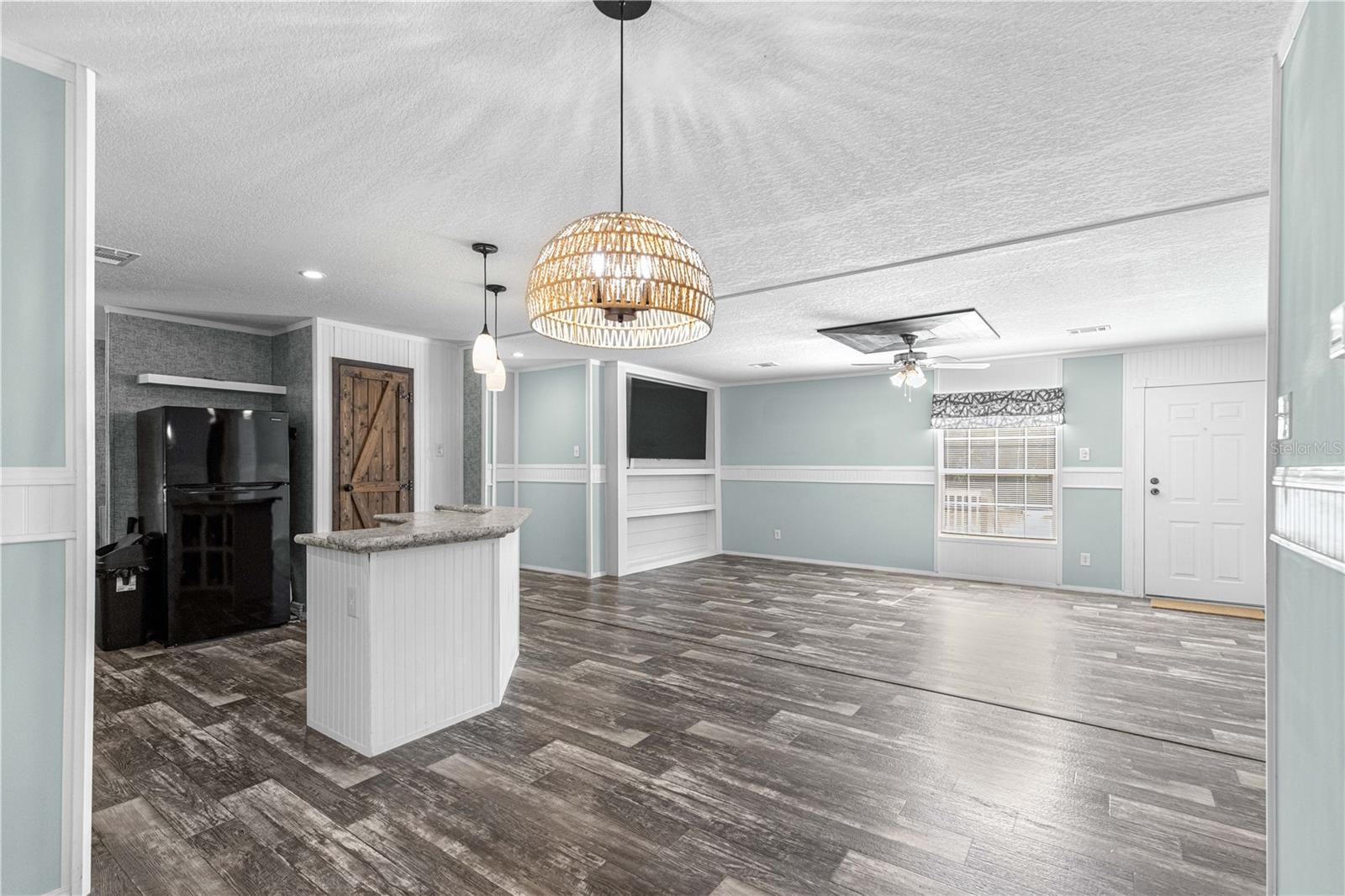 LAKE TROPICANA RANCHETTES - Residential