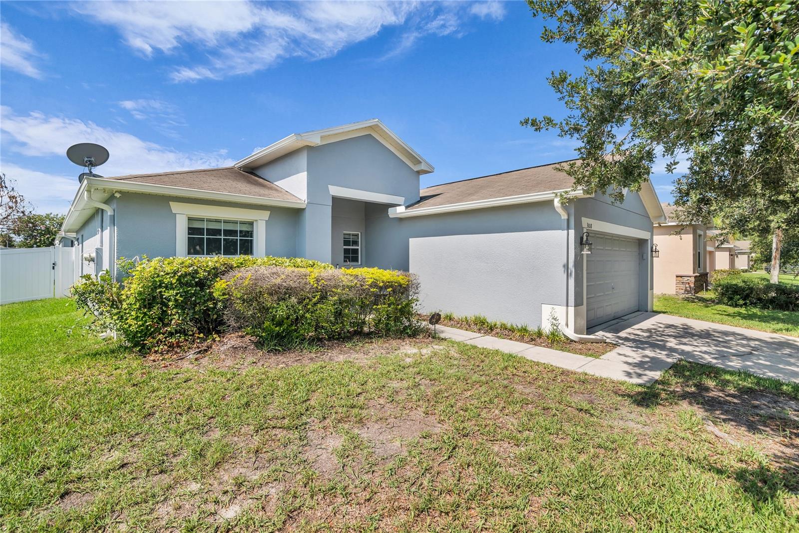 308 BELLA ROSA CIRCLE