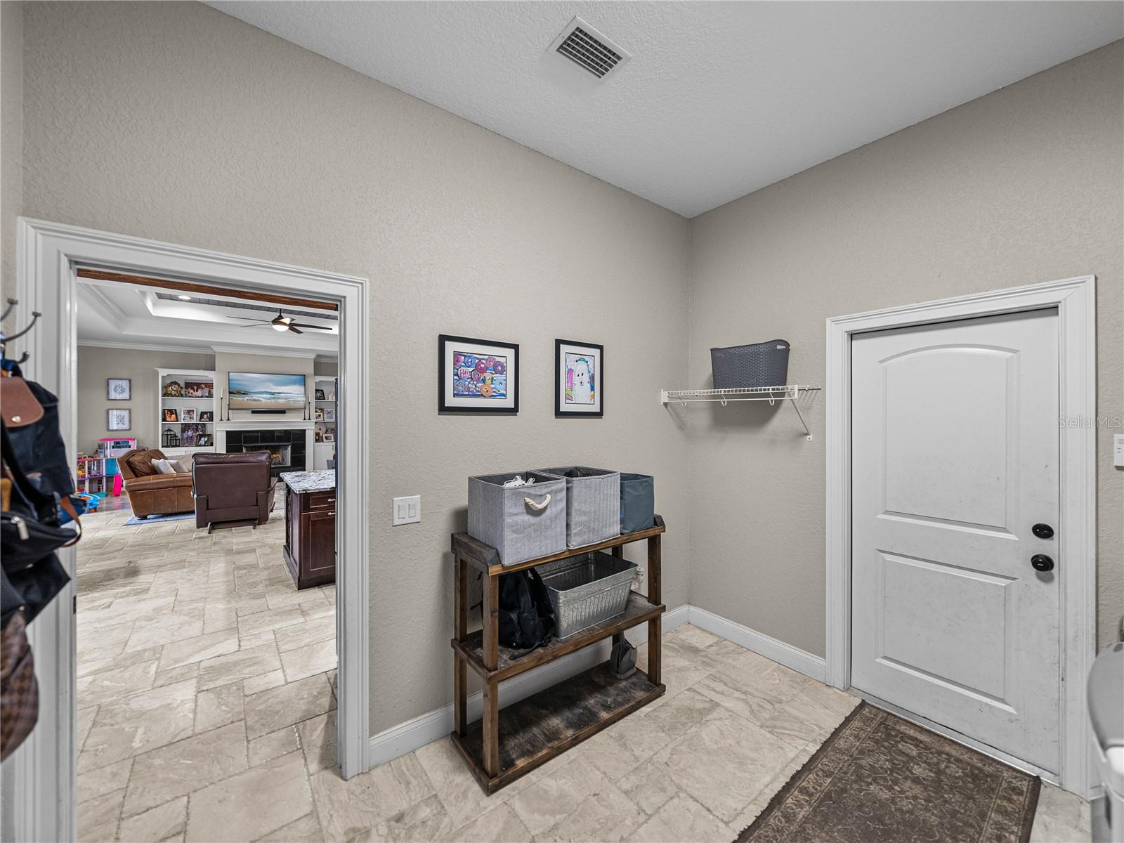 MAMMONTH GROVE - Residential