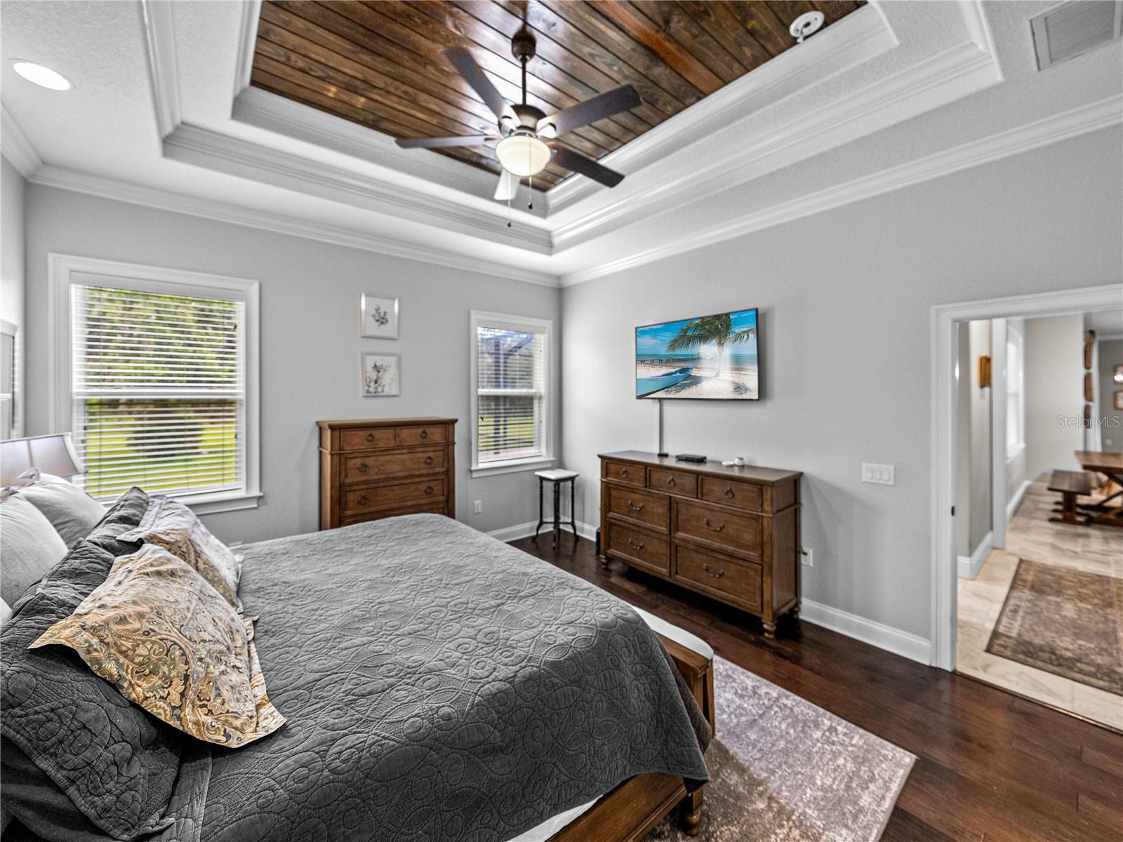 MAMMONTH GROVE - Residential