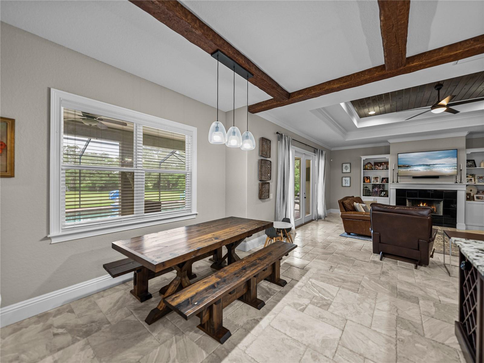 MAMMONTH GROVE - Residential