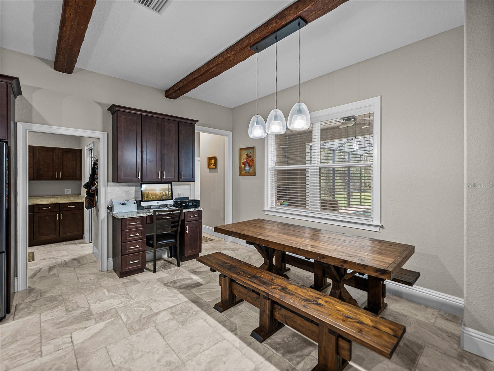 MAMMONTH GROVE - Residential