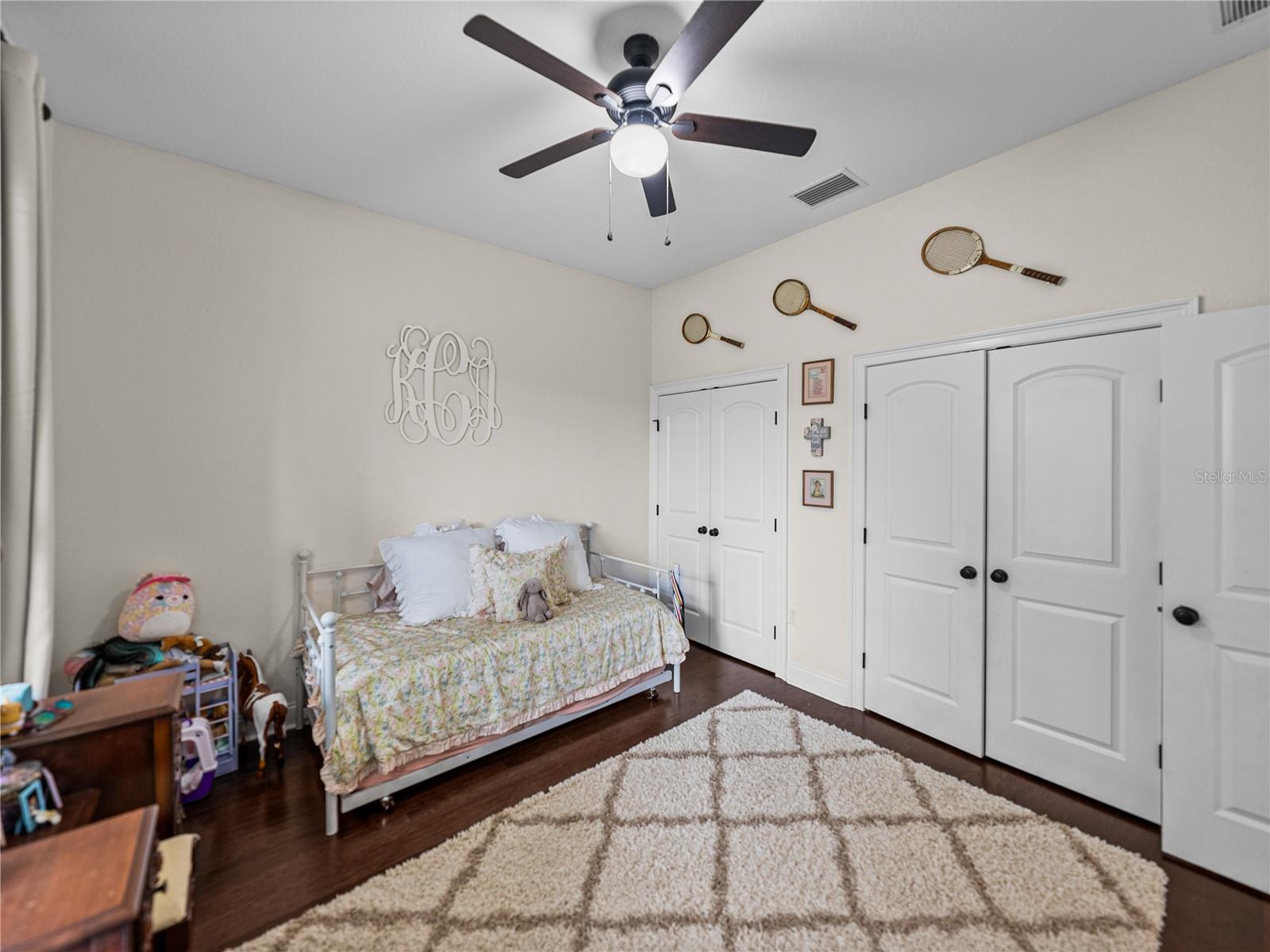 MAMMONTH GROVE - Residential