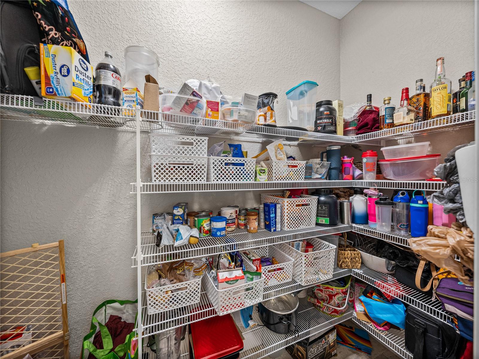 MAMMONTH GROVE - Residential