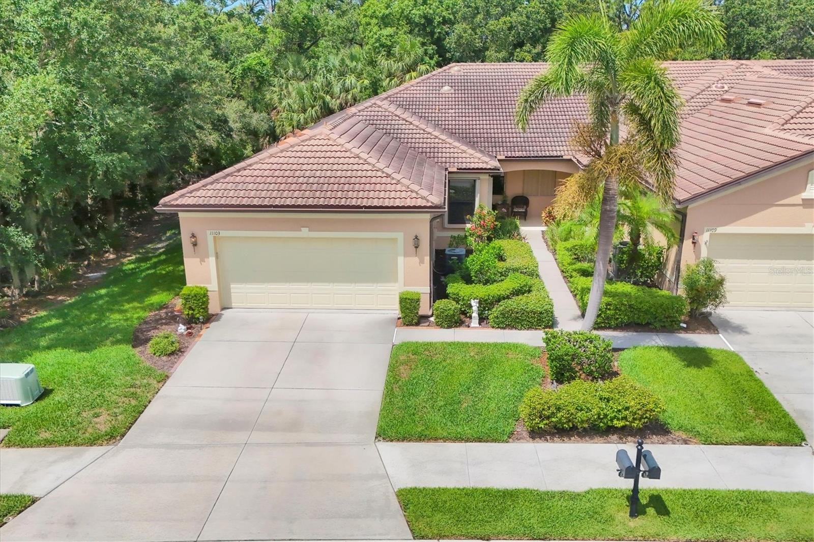 PRIVATE with no direct backyard neighbors. Highly desired end unit Villa with Preserve Views in the Venetian Falls 55+ community. This 2 bed/2 bath + a Bonus room (office/den/guest room) is one of the larger villas in the community at 1600 sq ft.. Secluded and Screened in large Lanai space is perfect for your quiet morning coffee or evening cocktail. Large eat in kitchen with pull out shelving in cabinets, breakfast bar, and pantry. Some updates include water heater, plumbing under sinks, faucets, microwave and more. Maintenance Free, Gated Community, hurricane shutters. Amenities include a resort style heated pool / state of the art fitness center / Community Room / Gameroom with card tables and Pool table / Library / bocce ball and plenty of social activities. Located minutes to historic downtown with quaint shops and beautiful tree lined streets leading directly to Venice Beach. See video tour link attached.