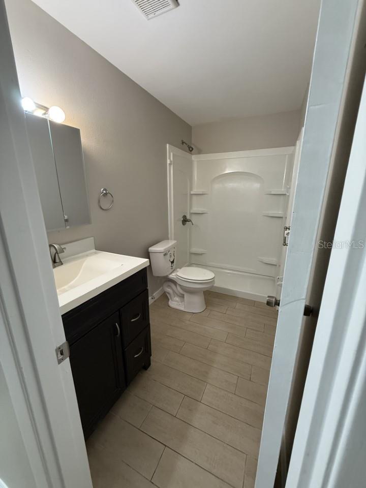 LANCASTER SHORES SUB - Residential