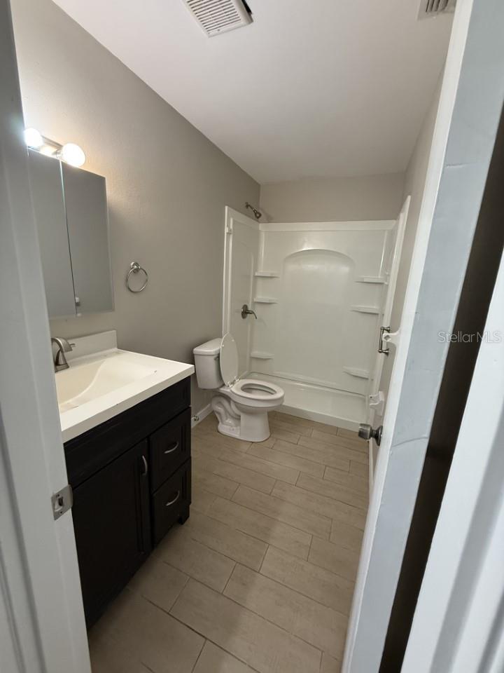 LANCASTER SHORES SUB - Residential