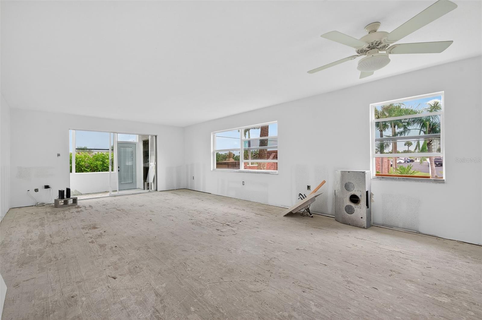 2 CAUSEWAY BOULEVARD 101