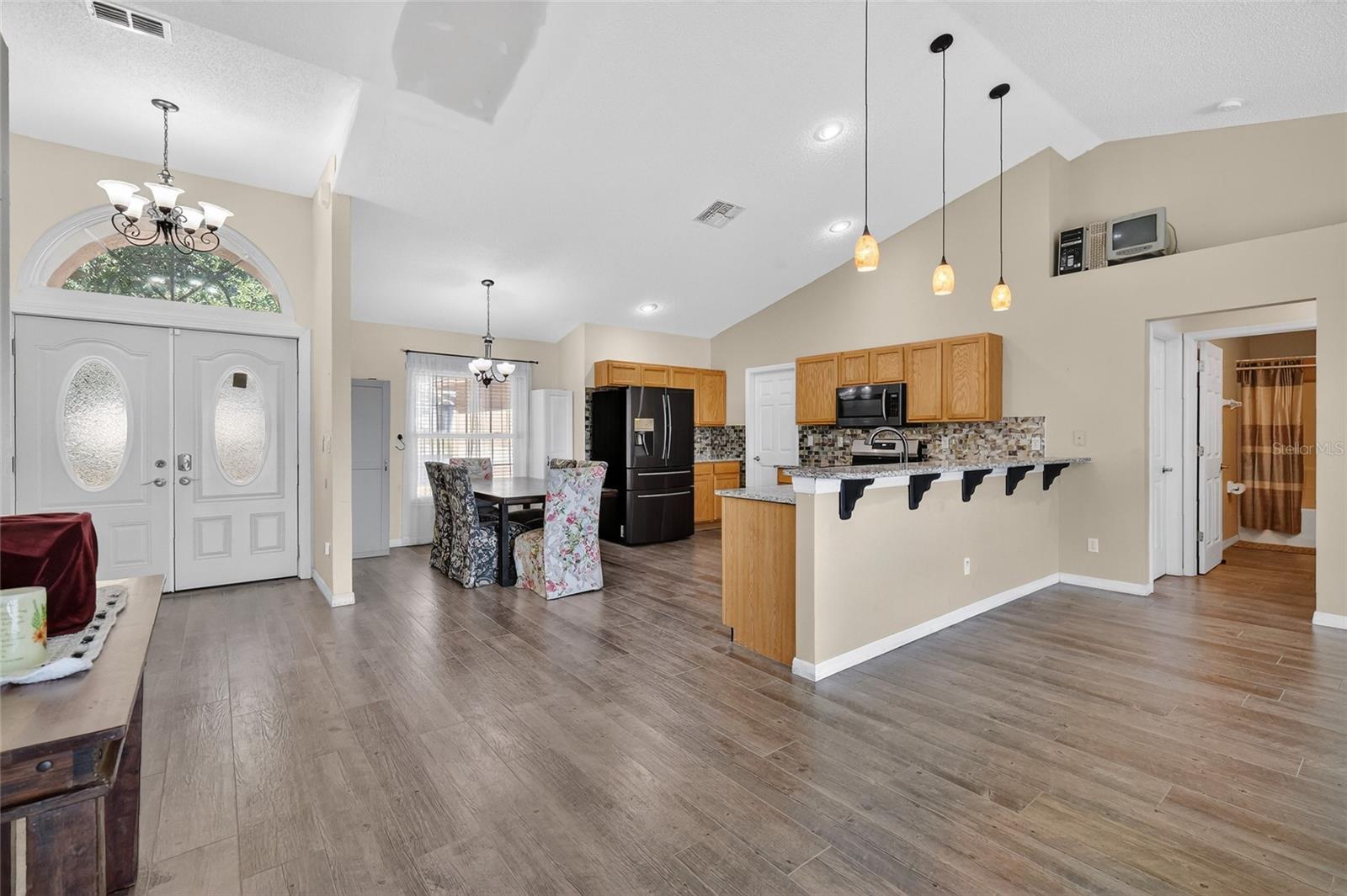 LEESBURG VILLAGE AT LAKE POINTE LT 66 PB 05 - Residential