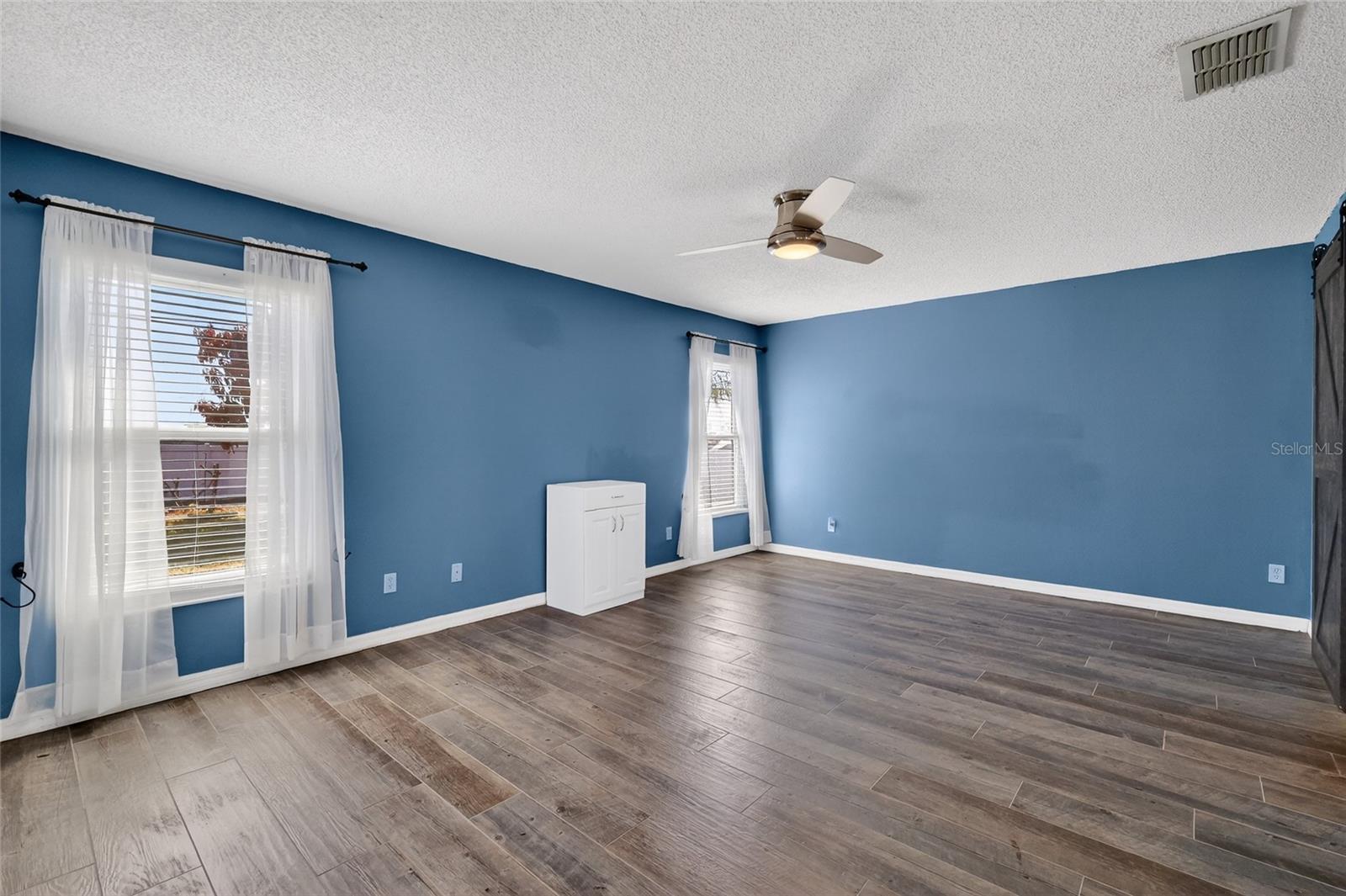 LEESBURG VILLAGE AT LAKE POINTE LT 66 PB 05 - Residential