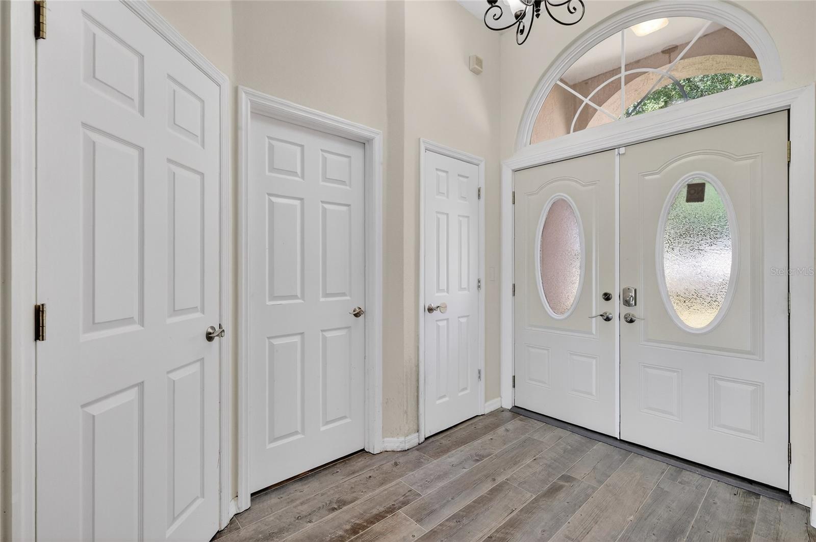 LEESBURG VILLAGE AT LAKE POINTE LT 66 PB 05 - Residential