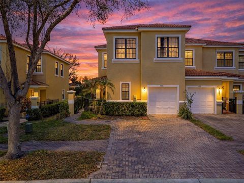 Photo of 1426 Pacific Road, Kissimmee, FL 34759 (MLS # S5146099)