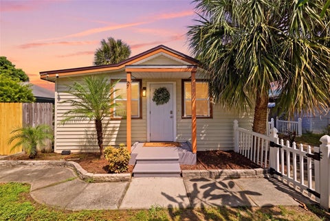 Photo of 1751 29th Avenue N, St Petersburg, FL 33713 (MLS # TB8553475)