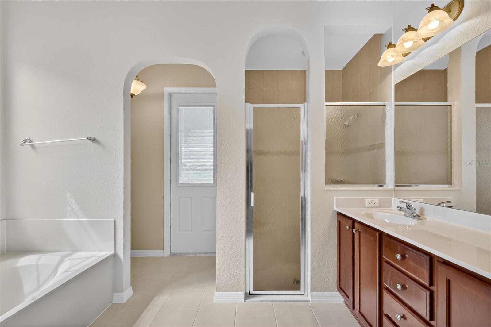 EASTRIDGE - Residential