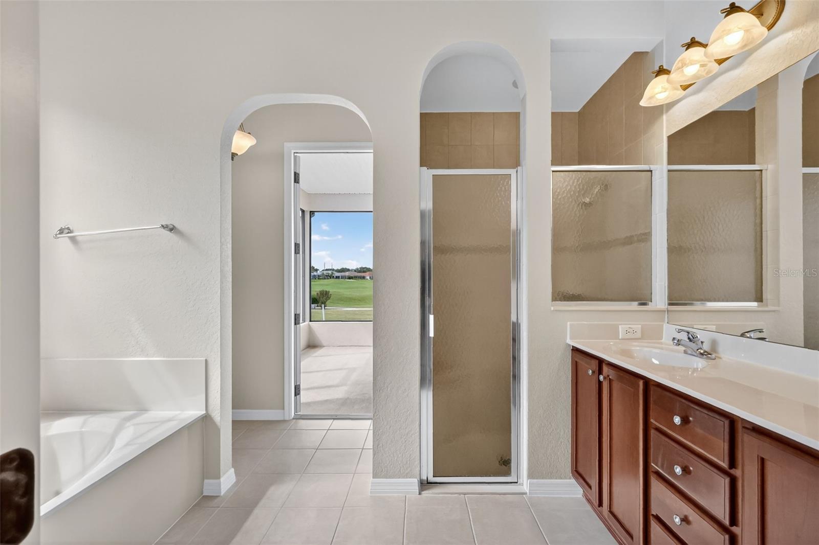 EASTRIDGE - Residential