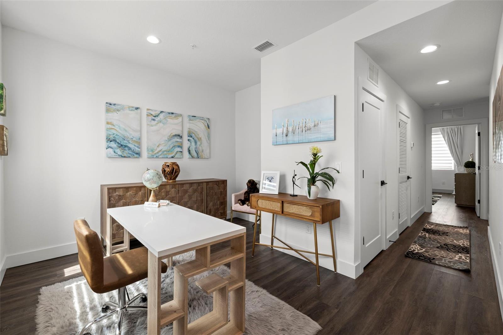 INNOVATION TWNHMS - Residential Lease