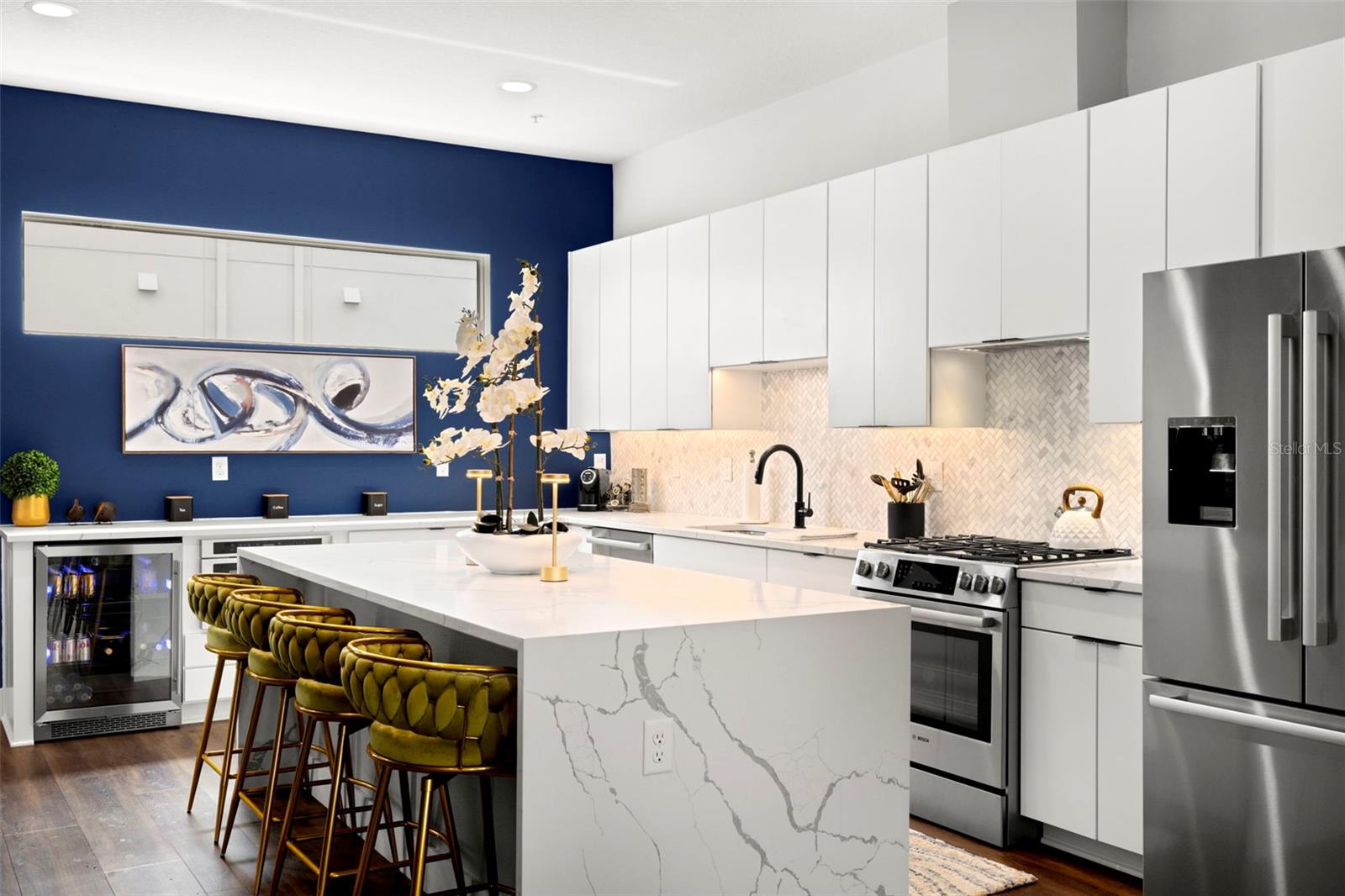 INNOVATION TWNHMS - Residential Lease